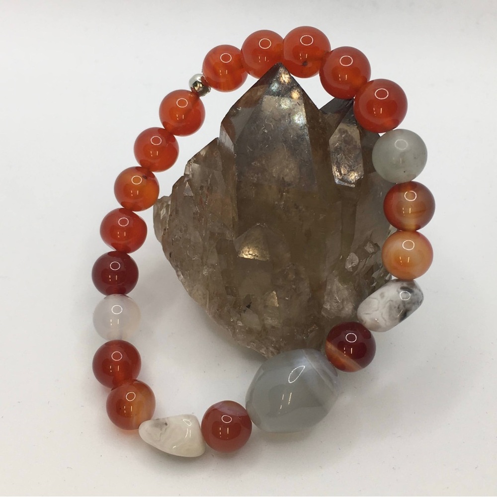 Carnelian agate stretch bead bracelet